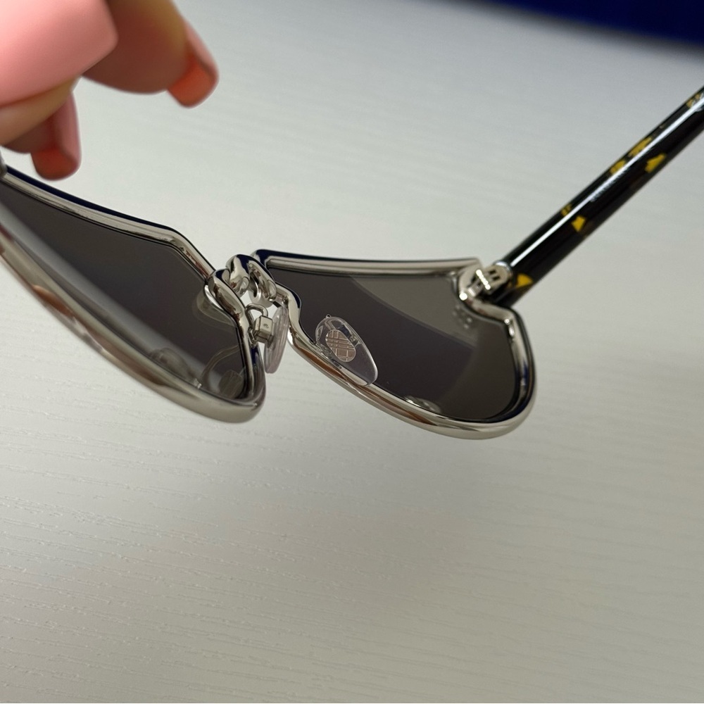 New! Burberry Sunglasses B 3152 1005/6G Metallic Silver Mirror, Authentic - Picture 10 of 16